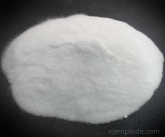 Sulfato de sodio (Na2SO4)